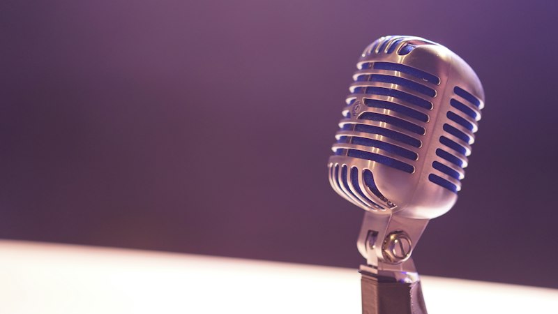 Vintage microphone for lieder recording